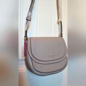 Kate Spade NWT Roulette small saddle bag - taupe